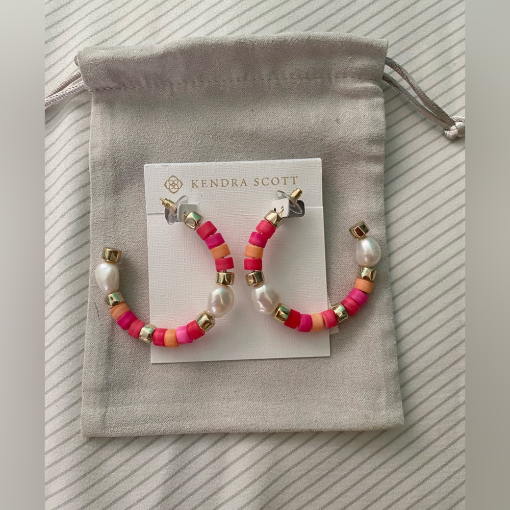 Kendra Scott Rachel Gold Hoop Earrings in Pink Mix. NWT